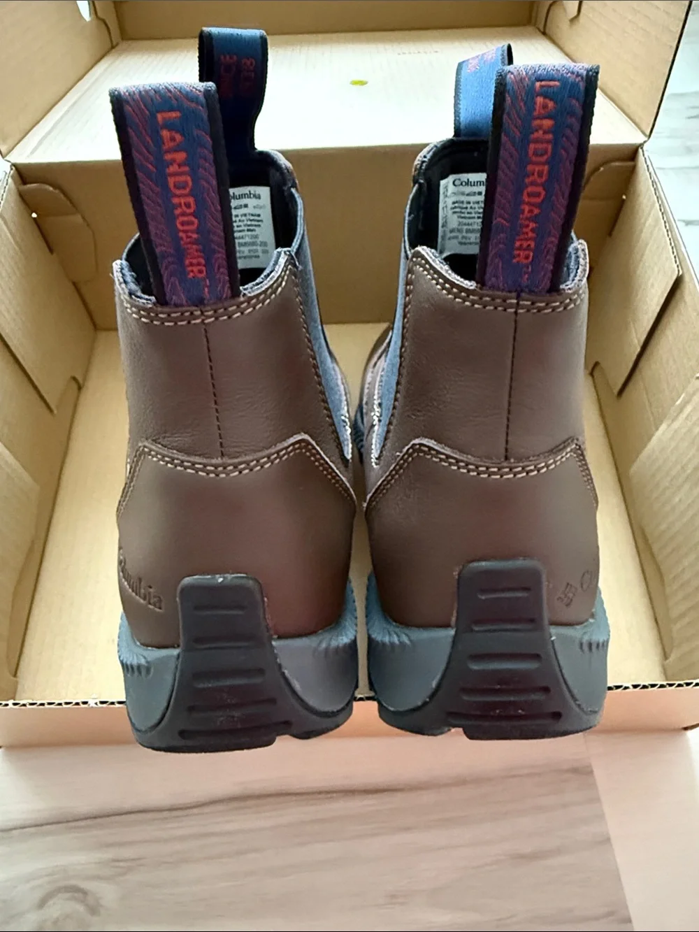 Brand New Columbia Landroamer Scout Men's Leather Shoes